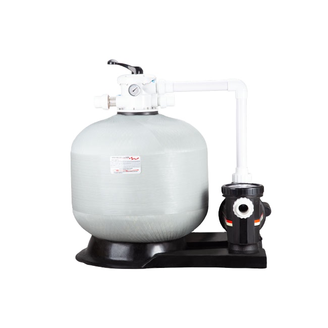 How to Maintain a Sand Filter With Pump